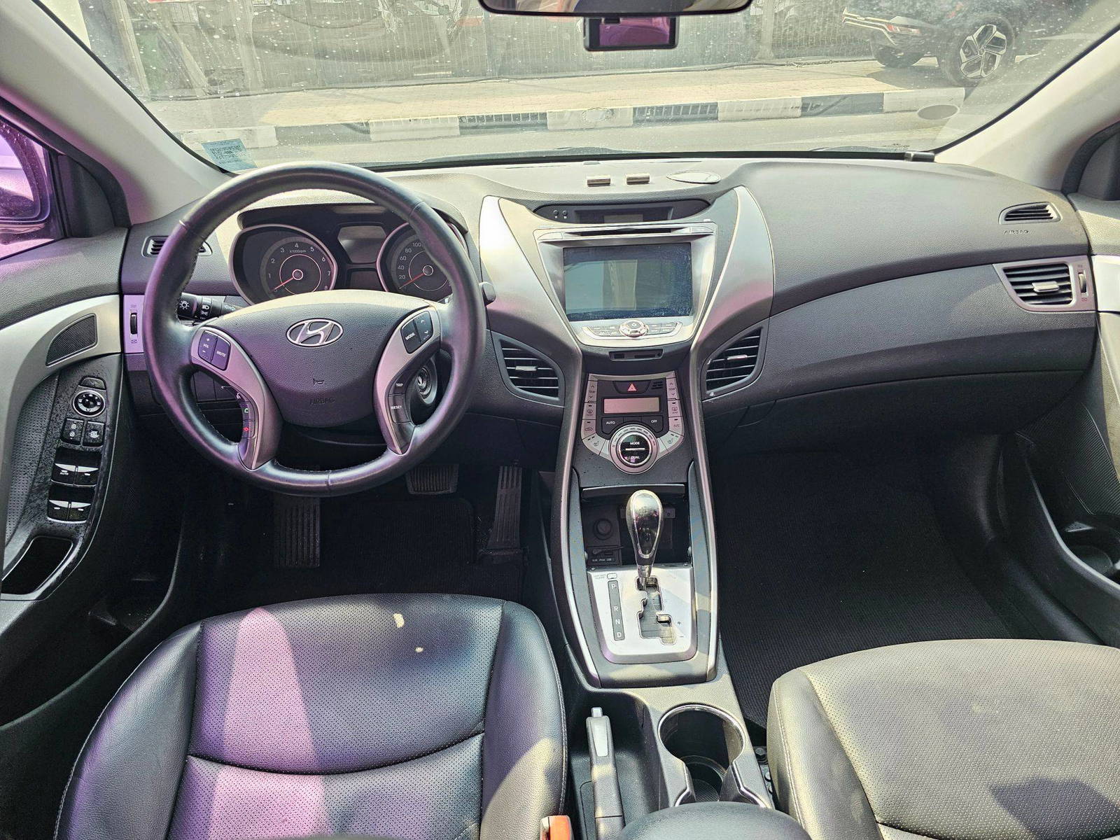 2013 HYUNDAI AVANTE — 114085 KM — Lot 739313 — Souq - Marhaba Auctions Used Cars - Image 8