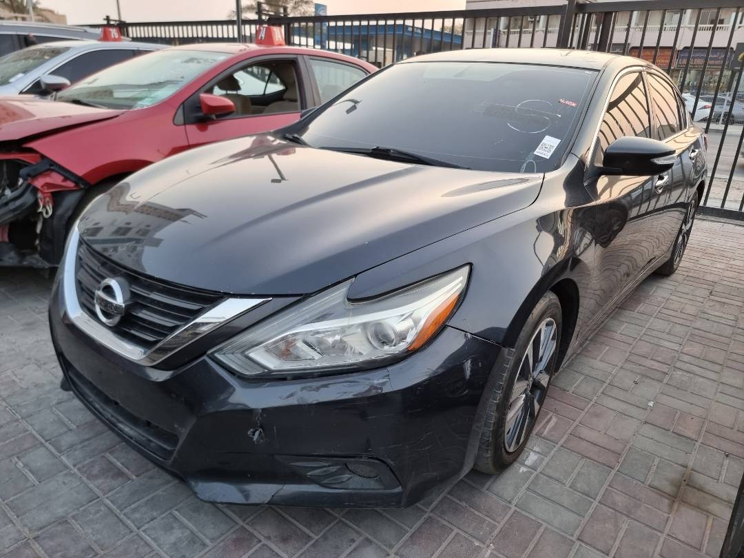 2017 NISSAN ALTIMA — 145580 Miles — Lot C203334 — Ind. 12 - Marhaba Auctions Used Cars - Image 4