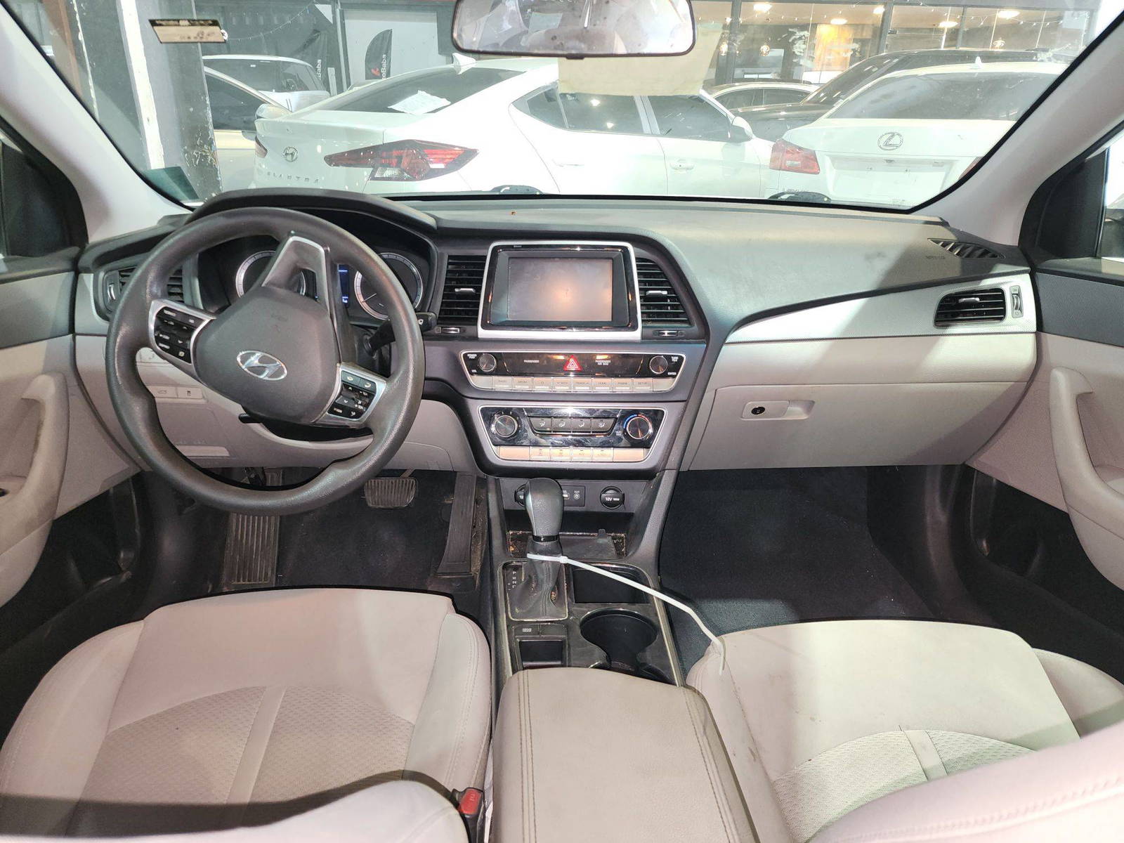 HYUNDAI SONATA 2018 - Marhaba Auction Used Cars - Image 7