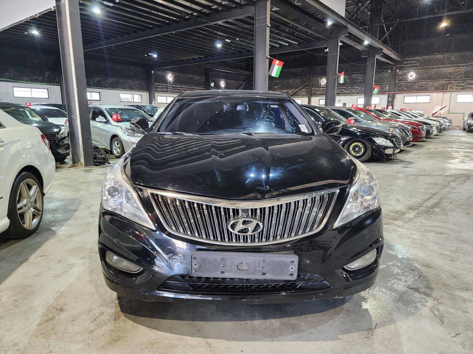 2013 HYUNDAI GRANDEUR — 237858 KM — Lot 244045 — Main - Marhaba Auctions Used Cars - Image 8
