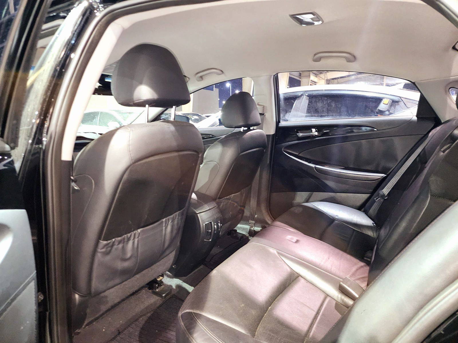 2010 HYUNDAI SONATA — 168692 KM — Lot 001443 — Souq - Marhaba Auctions Used Cars - Image 6