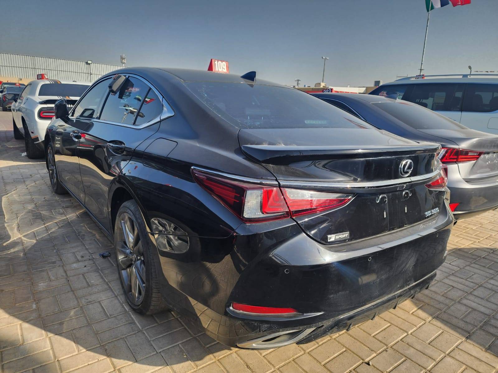 LEXUS ES 350 2021 - Marhaba Auction Used Cars - Image 9
