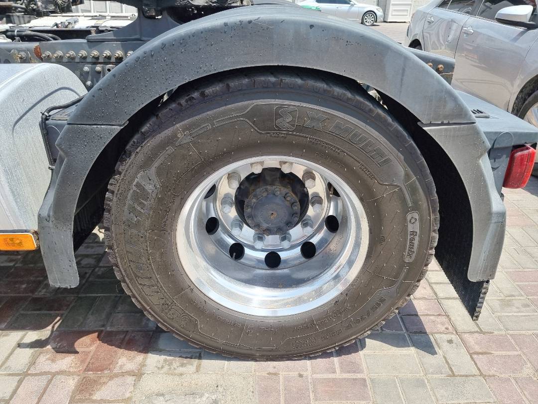 2016 VOLVO FH-Series — 827555 KM — Lot 9GB750662 — Ind. 12 - Marhaba Auctions Used Cars - Image 12