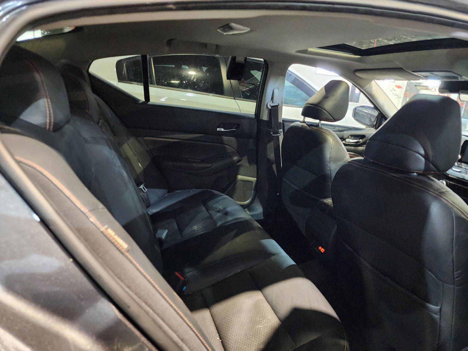 2019 NISSAN ALTIMA — 132285 Miles — Lot 40302640 — Al Quoz - Marhaba Auctions Used Cars - Image 7