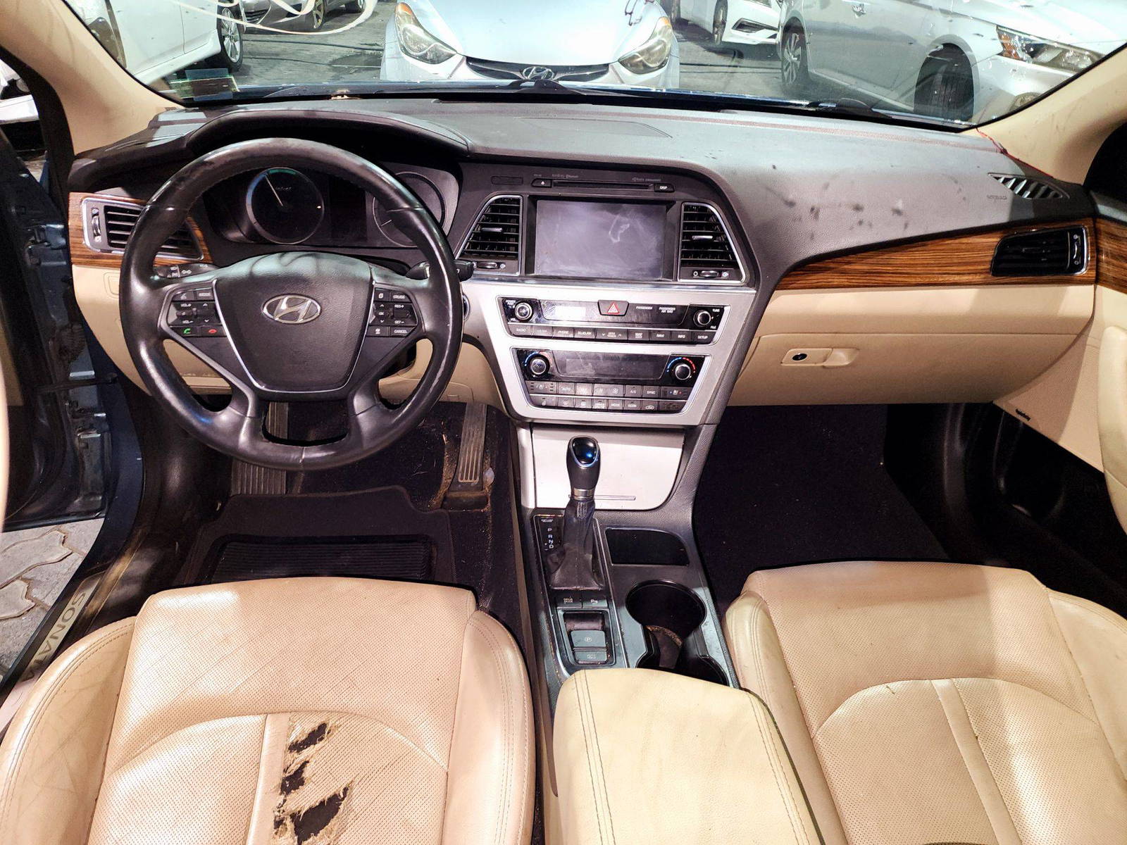 2016 HYUNDAI SONATA — 121095 Miles — Lot 70565224 — Souq - Marhaba Auctions Used Cars - Image 7