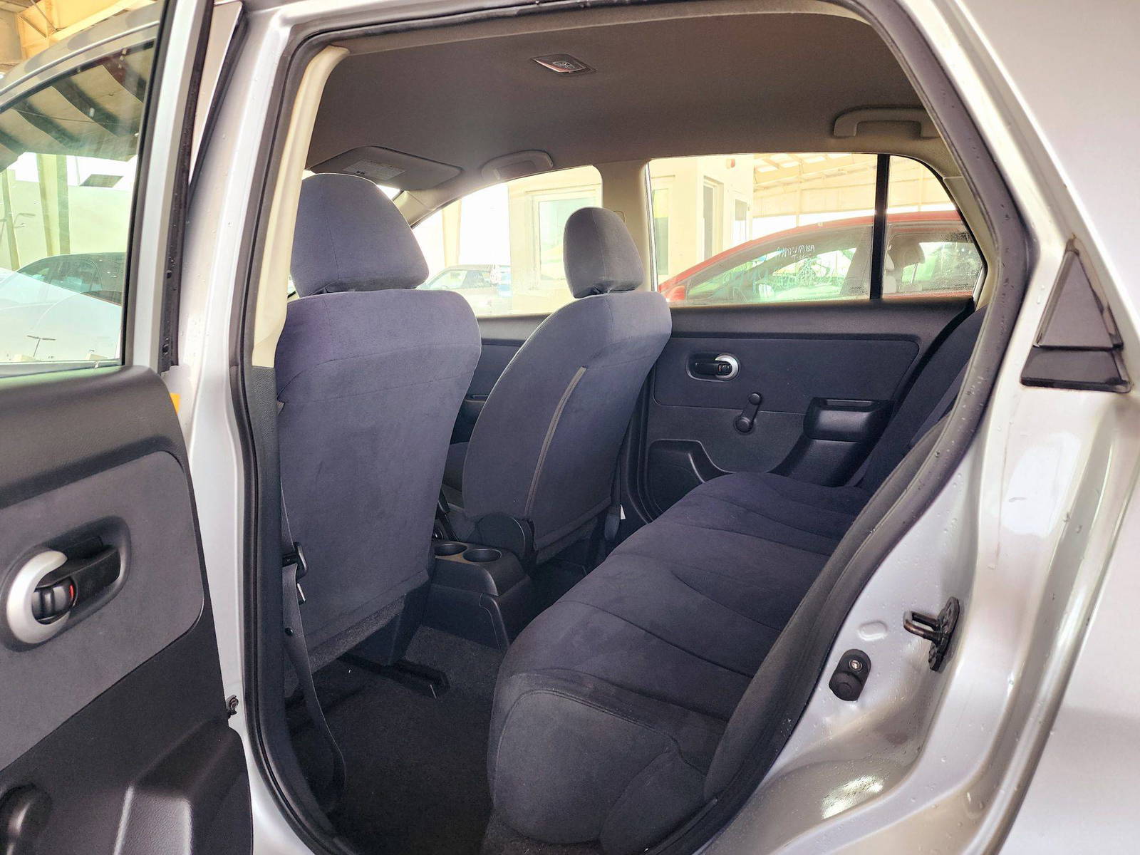 2009 NISSAN VERSA — 65047 Miles — Lot 215478 — Souq - Marhaba Auctions Used Cars - Image 6