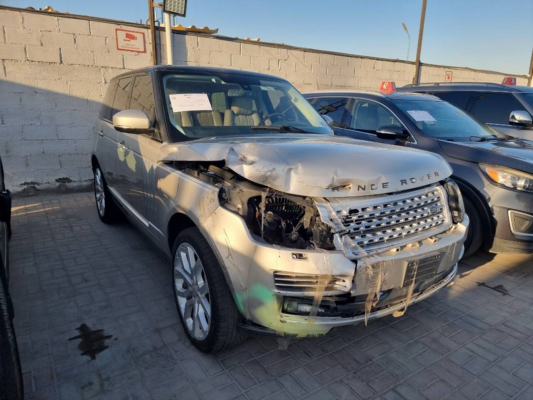LAND ROVER RANGE ROVER SUPERCHARGED 2015 - Marhaba Auction Used Cars - Image 4