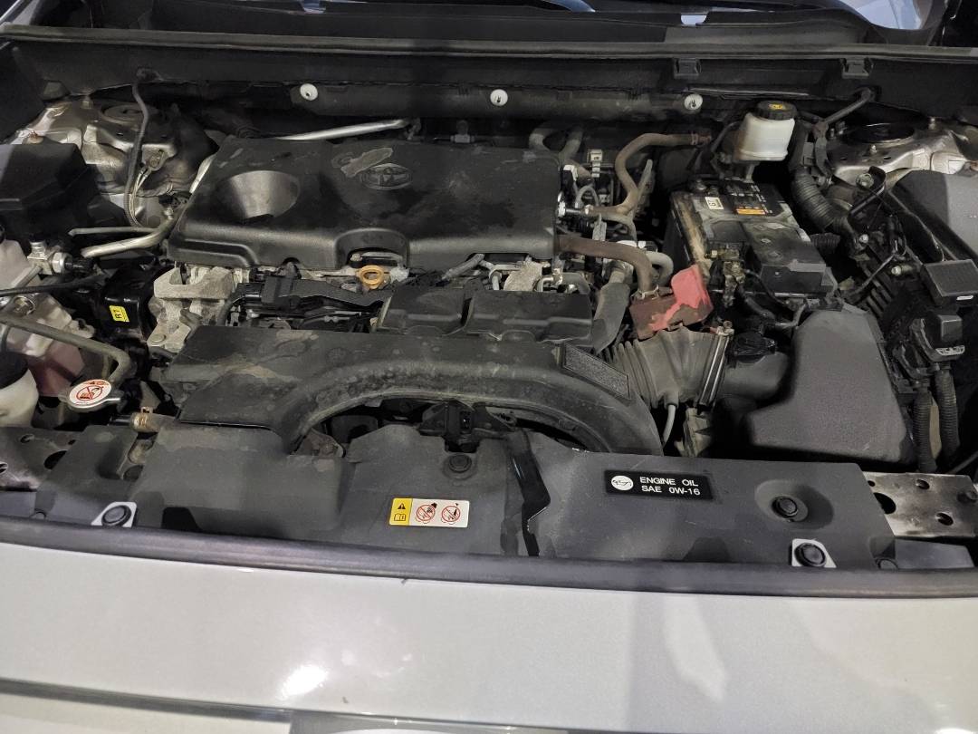 2019 TOYOTA RAV4 — 174781 KM — Lot W056951 — Main - Marhaba Auctions Used Cars - Image 11