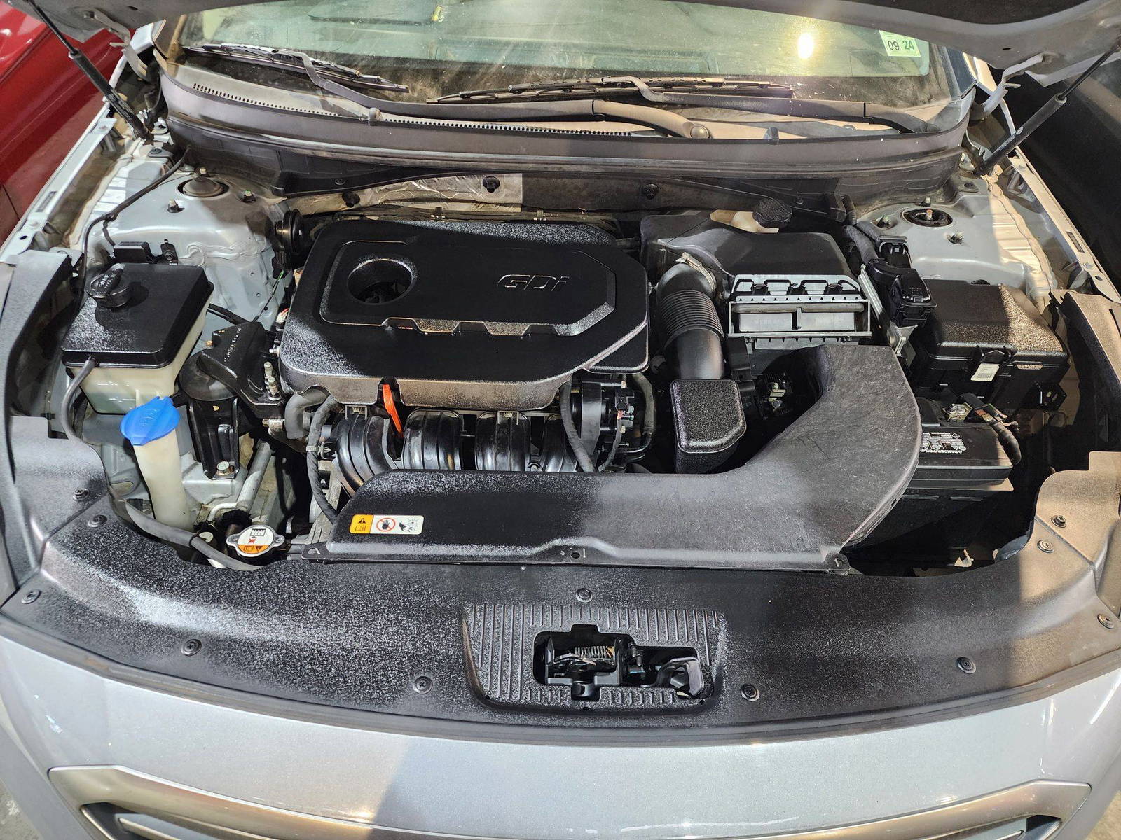 2015 HYUNDAI SONATA — 199758 Miles — Lot 69473185 — Souq - Marhaba Auctions Used Cars - Image 12