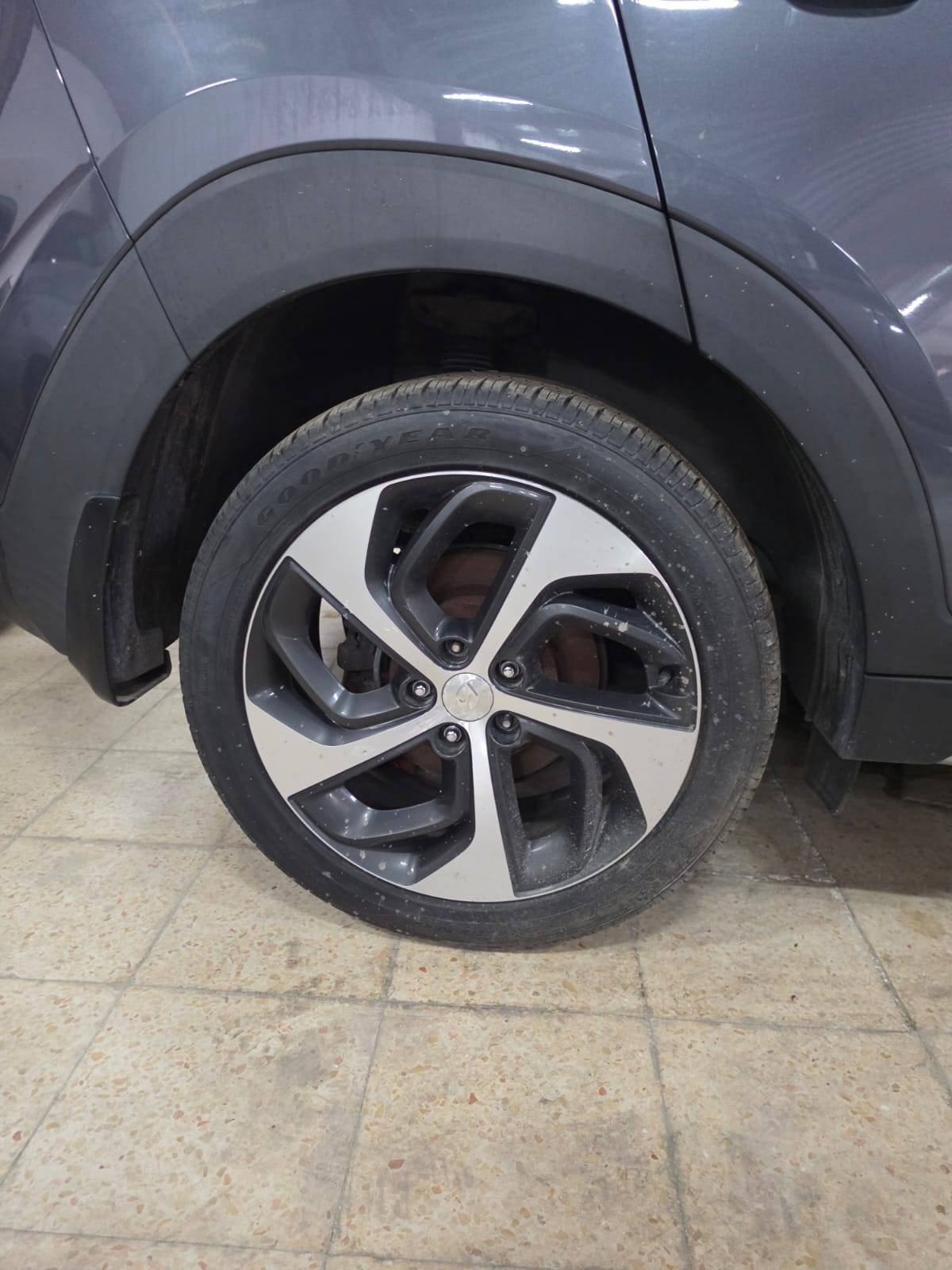 2018 HYUNDAI TUCSON — 125991 Miles — Lot 94940655 - Marhaba Auctions Used Cars - Image 6