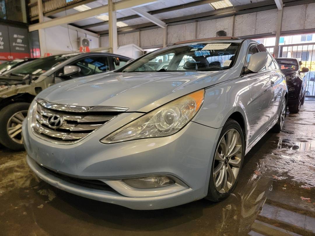 2012 HYUNDAI SONATA — 204624 Miles — Lot CH411611 — Main - Marhaba Auctions Used Cars - Image 5