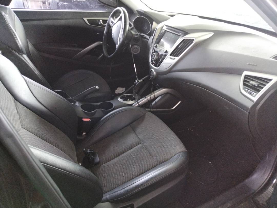 2014 HYUNDAI VELOSTER — 123210 Miles — Lot 37915420 - Marhaba Auctions Used Cars - Image 5
