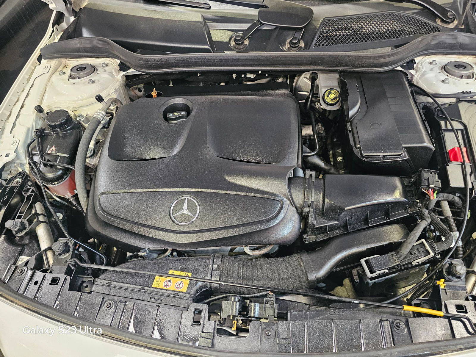 2019 MERCEDES BENZ GLA-250 — 107338 KM — Lot U001815 — Main - Marhaba Auctions Used Cars - Image 12