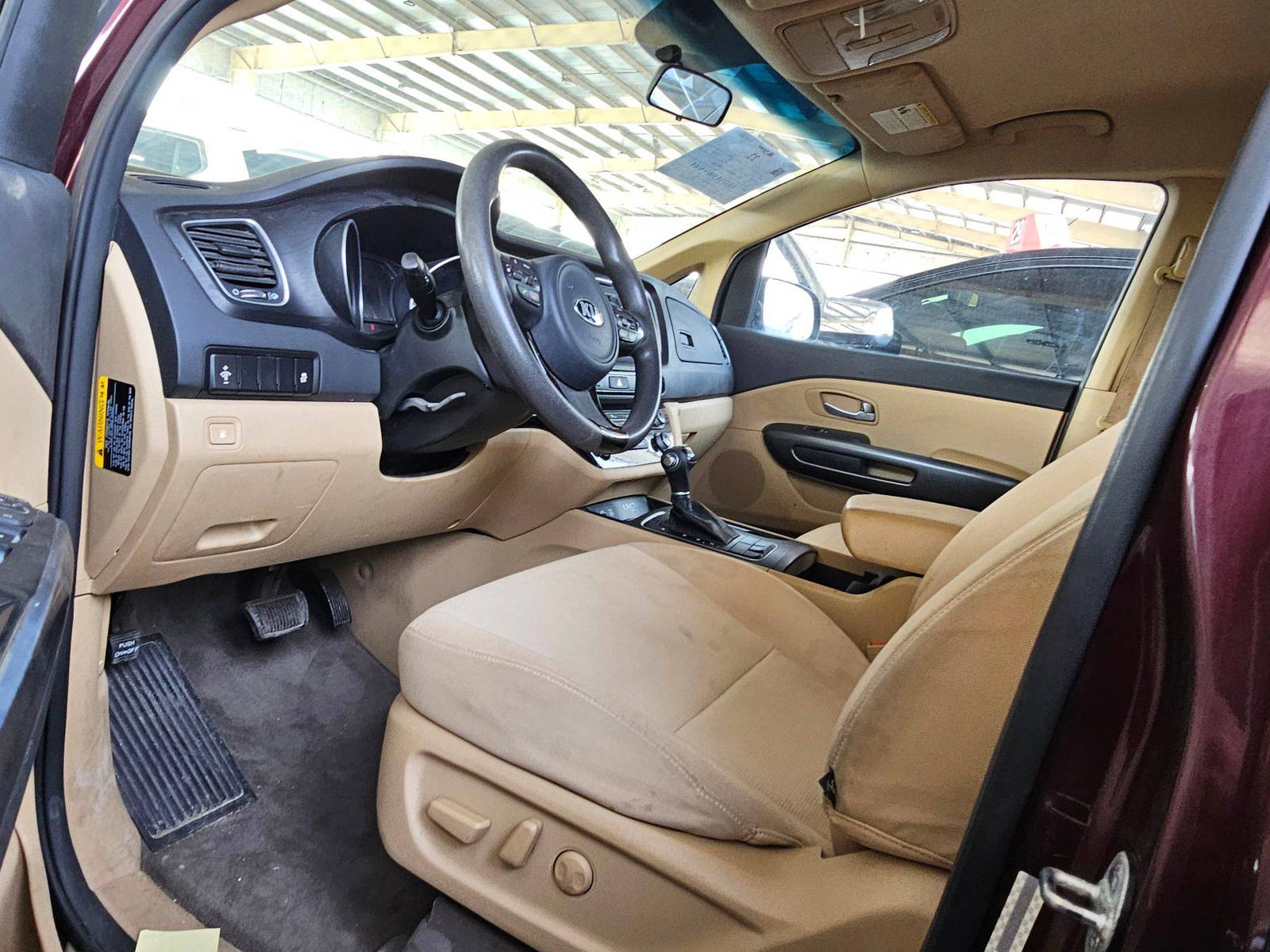 KIA SEDONA 2015 - Marhaba Auction Used Cars - Image 9