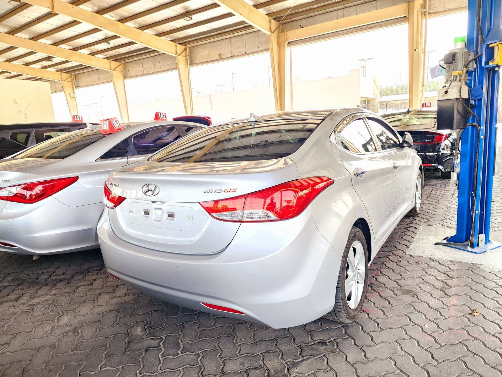 2011 HYUNDAI AVANTE — 161755 KM — Lot 067291 — Ind. 12 - Marhaba Auctions Used Cars - Image 3