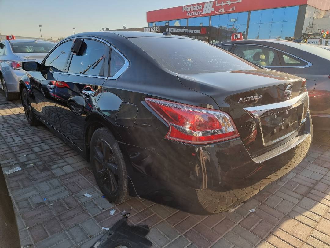2013 NISSAN ALTIMA — 217113 Miles — Lot 185236 — Souq - Marhaba Auctions Used Cars - Image 5