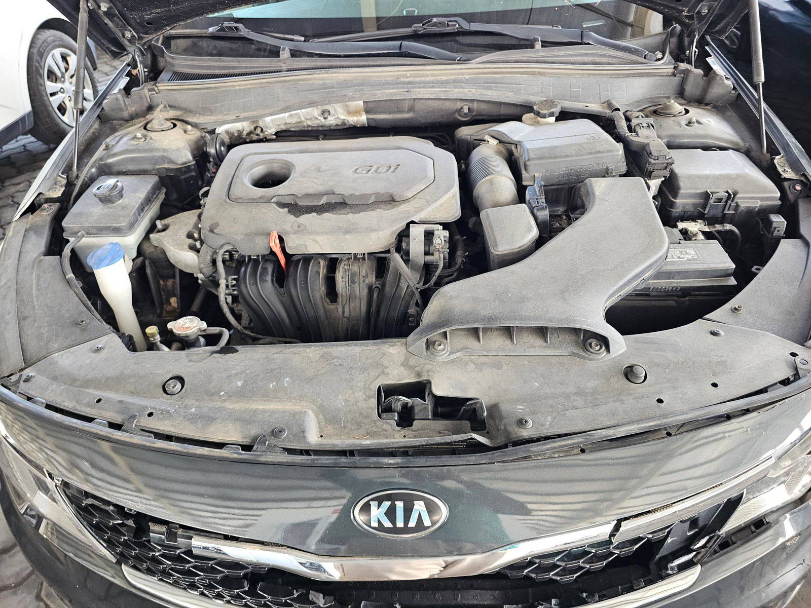 2016 KIA OPTIMA — 156444 Miles — Lot G028066 — Souq - Marhaba Auctions Used Cars - Image 11
