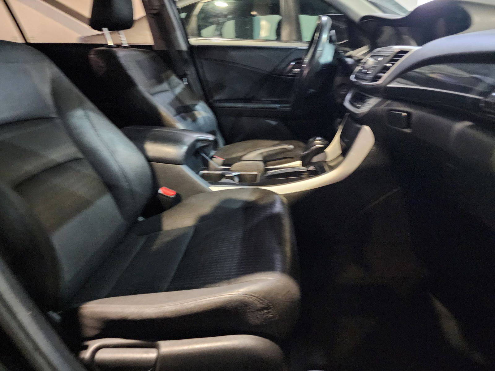 2013 HONDA ACCORD — 214614 Miles — Lot 002624 — Al Quoz - Marhaba Auctions Used Cars - Image 11