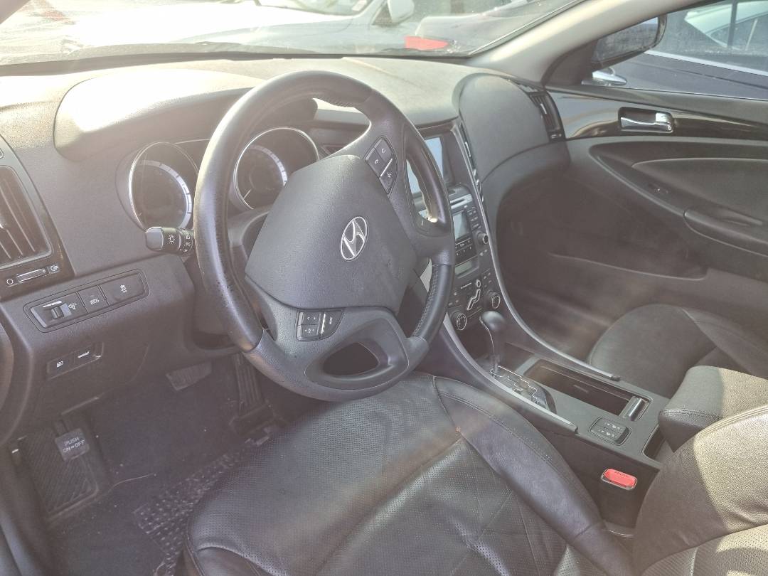 HYUNDAI SONATA 2011 - Marhaba Auction Used Cars - Image 7