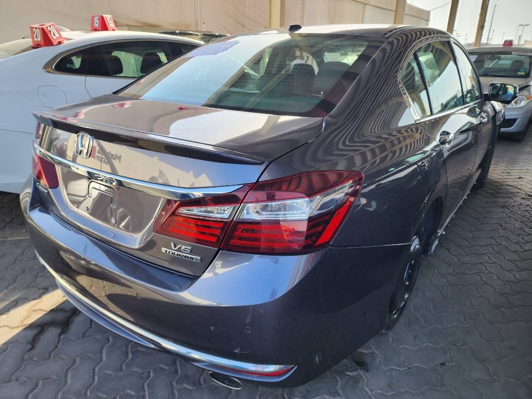 2017 HONDA ACCORD — 152267 KM — Lot 801071 - Marhaba Auctions Used Cars - Image 11