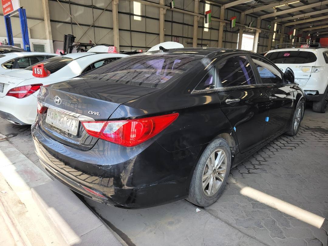 2012 HYUNDAI SONATA — 207576 KM — Lot 439437 — Main - Marhaba Auctions Used Cars - Image 3
