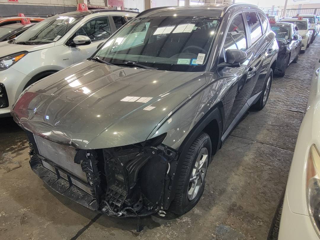 2022 HYUNDAI TUCSON — 32277 Miles — Lot 85460494 — Souq - Marhaba Auctions Used Cars - Image 4
