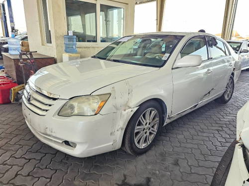2006 TOYOTA AVALON for sale at Marhaba Auctions