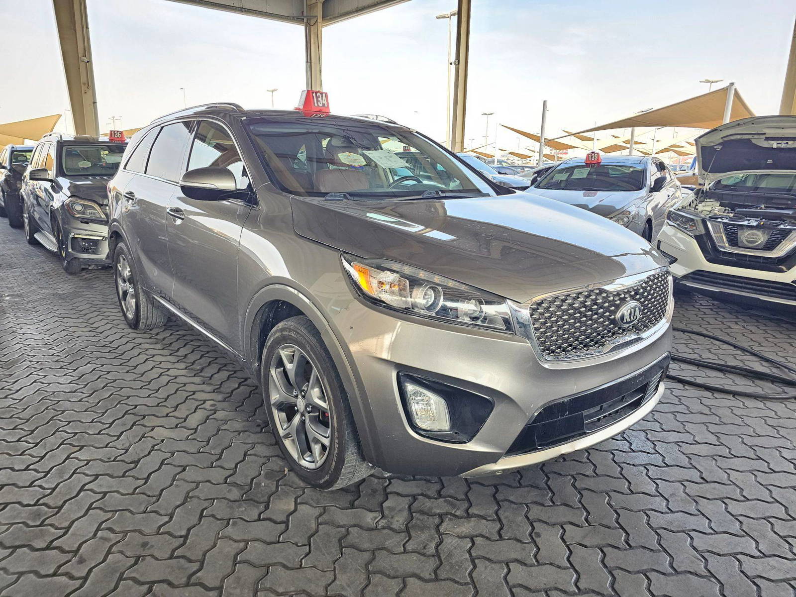 2017 KIA SORENTO — 133125 Miles — Lot 1HG284156 — Souq - Marhaba Auctions Used Cars - Image 4