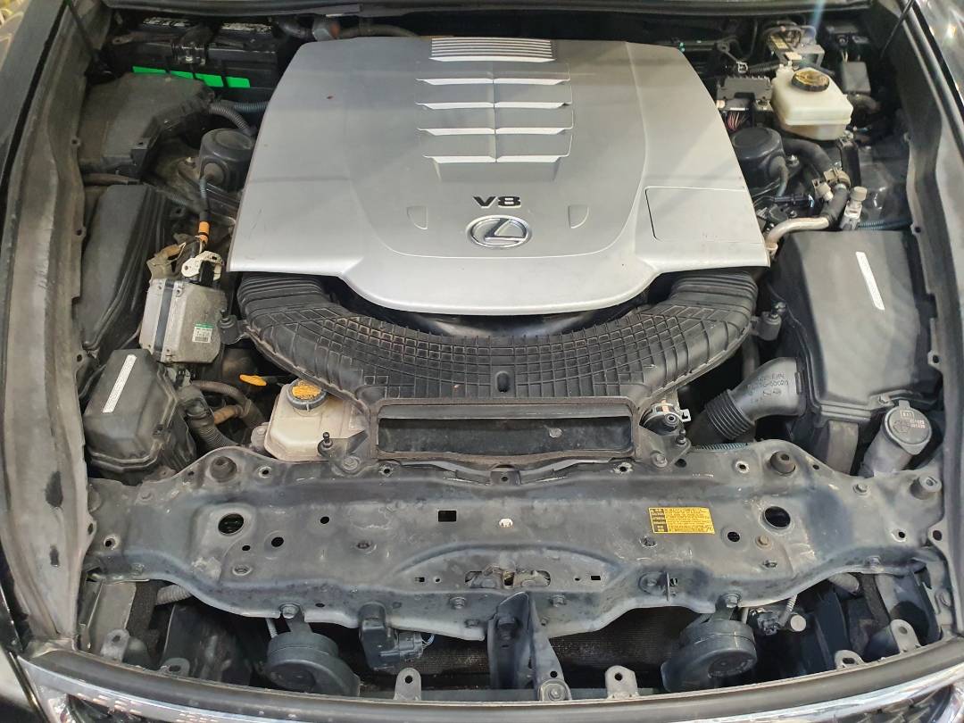 2014 LEXUS LS 460 — 216542 Miles — Lot E5126836 — Main - Marhaba Auctions Used Cars - Image 10