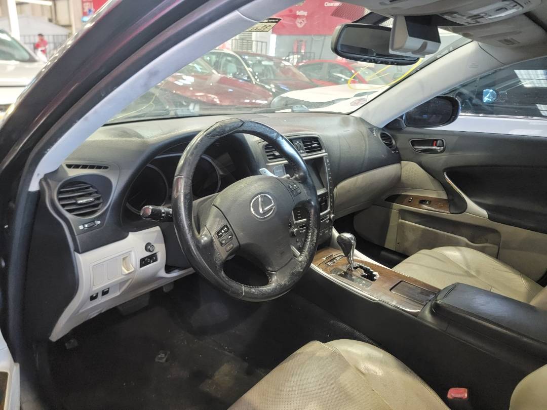 2010 LEXUS IS 250 — 219003 Miles — Lot 5127497 — Souq - Marhaba Auctions Used Cars - Image 6
