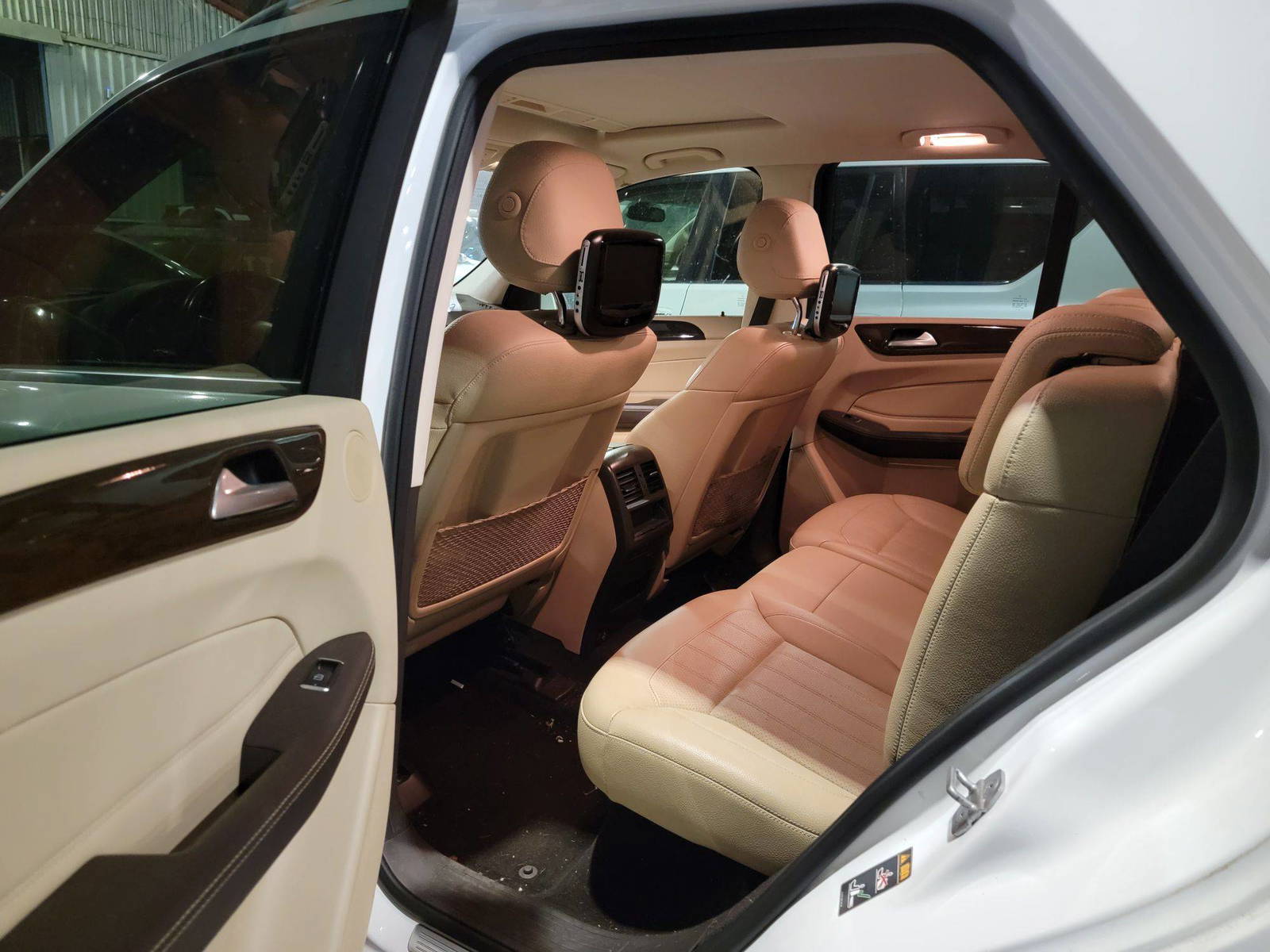 MERCEDES BENZ GLE 350 2017 - Marhaba Auction Used Cars - Image 7