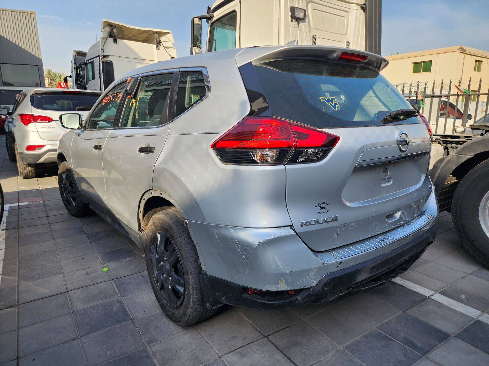 2017 NISSAN ROGUE — 111018 Miles — Lot 41035778 — Souq - Marhaba Auctions Used Cars - Image 3