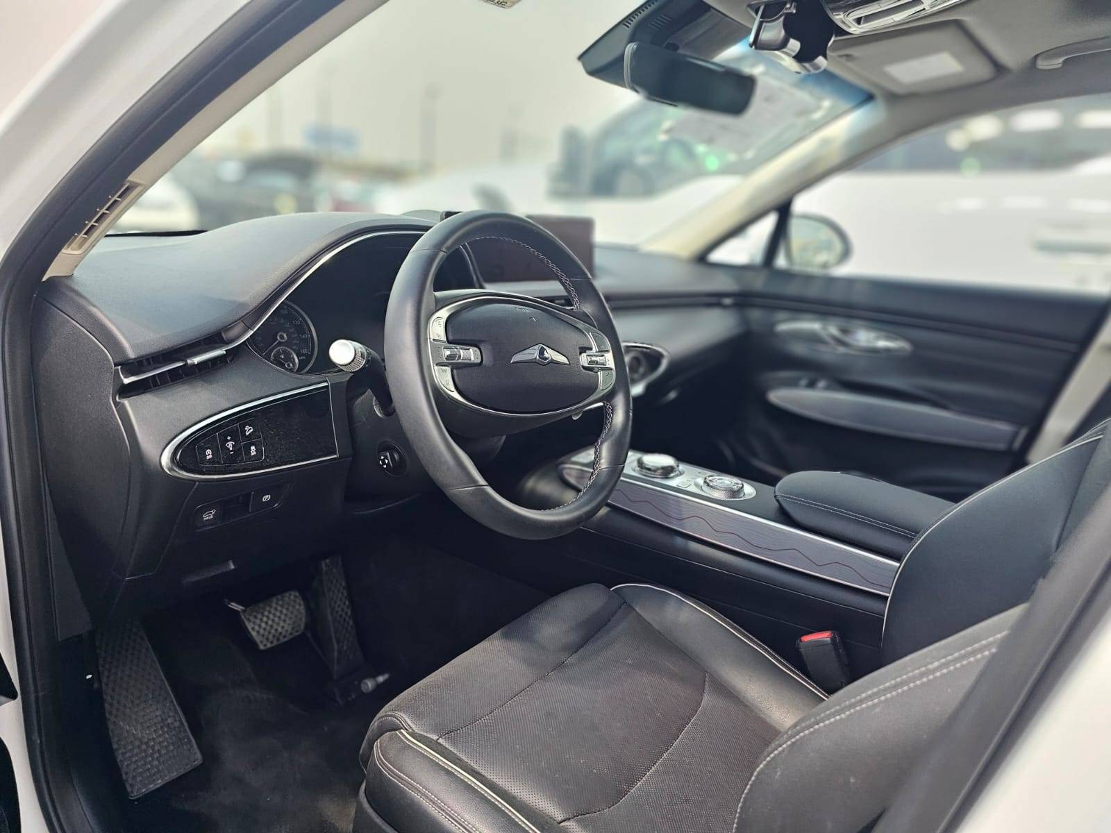 2023 GENESIS GV70 — sold — 32387 Miles — Lot 82510465 - Marhaba Auctions Used Cars - Image 9