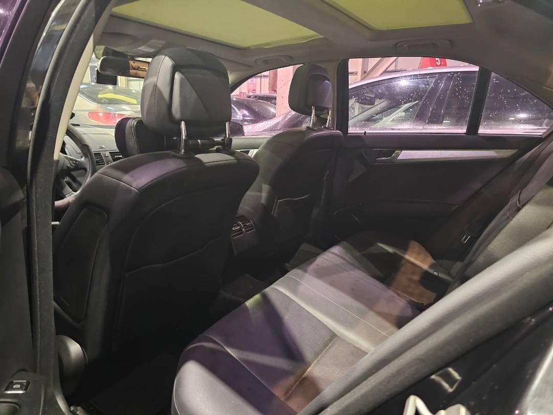 2010 MERCEDES BENZ C200 — 204377 KM — Lot A403323 — Souq - Marhaba Auctions Used Cars - Image 7