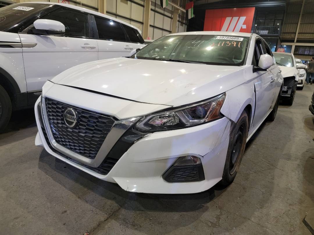 2019 NISSAN ALTIMA — 135111 Miles — Lot 135 111 — Main - Marhaba Auctions Used Cars - Image 5