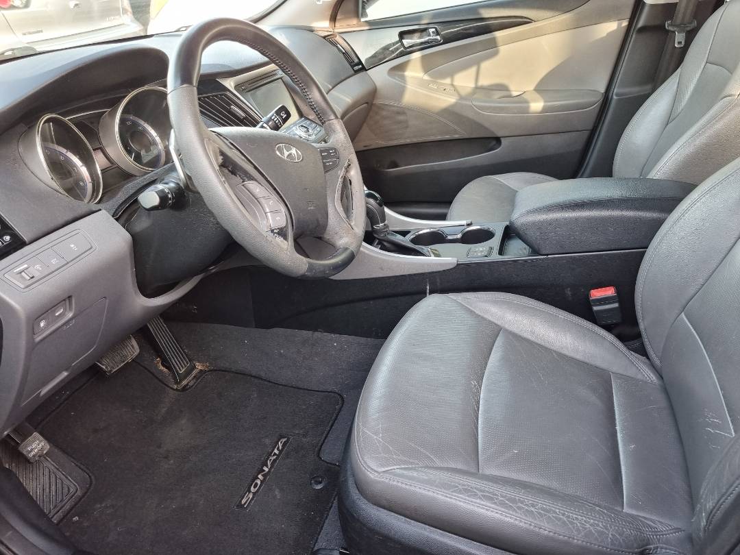 2013 HYUNDAI SONATA — 105456 Miles — Lot 125487 — Ind. 12 - Marhaba Auctions Used Cars - Image 8