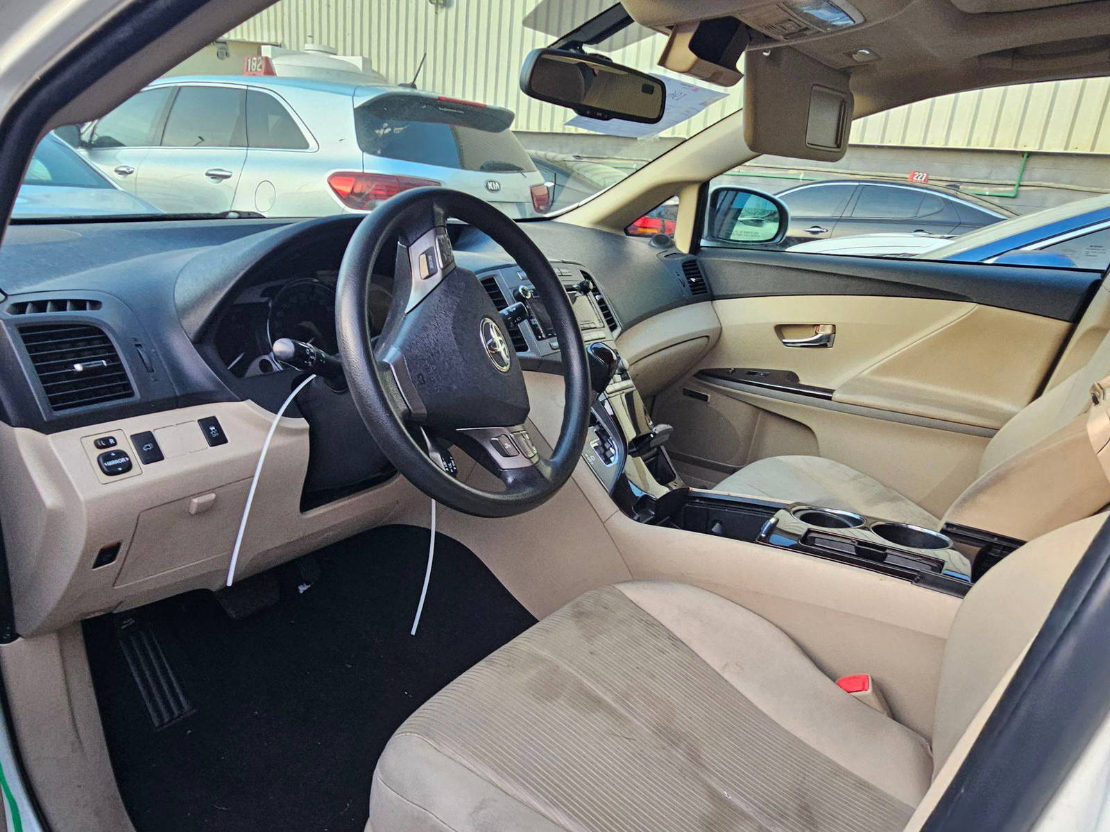 TOYOTA VENZA 2010 - Marhaba Auction Used Cars - Image 7