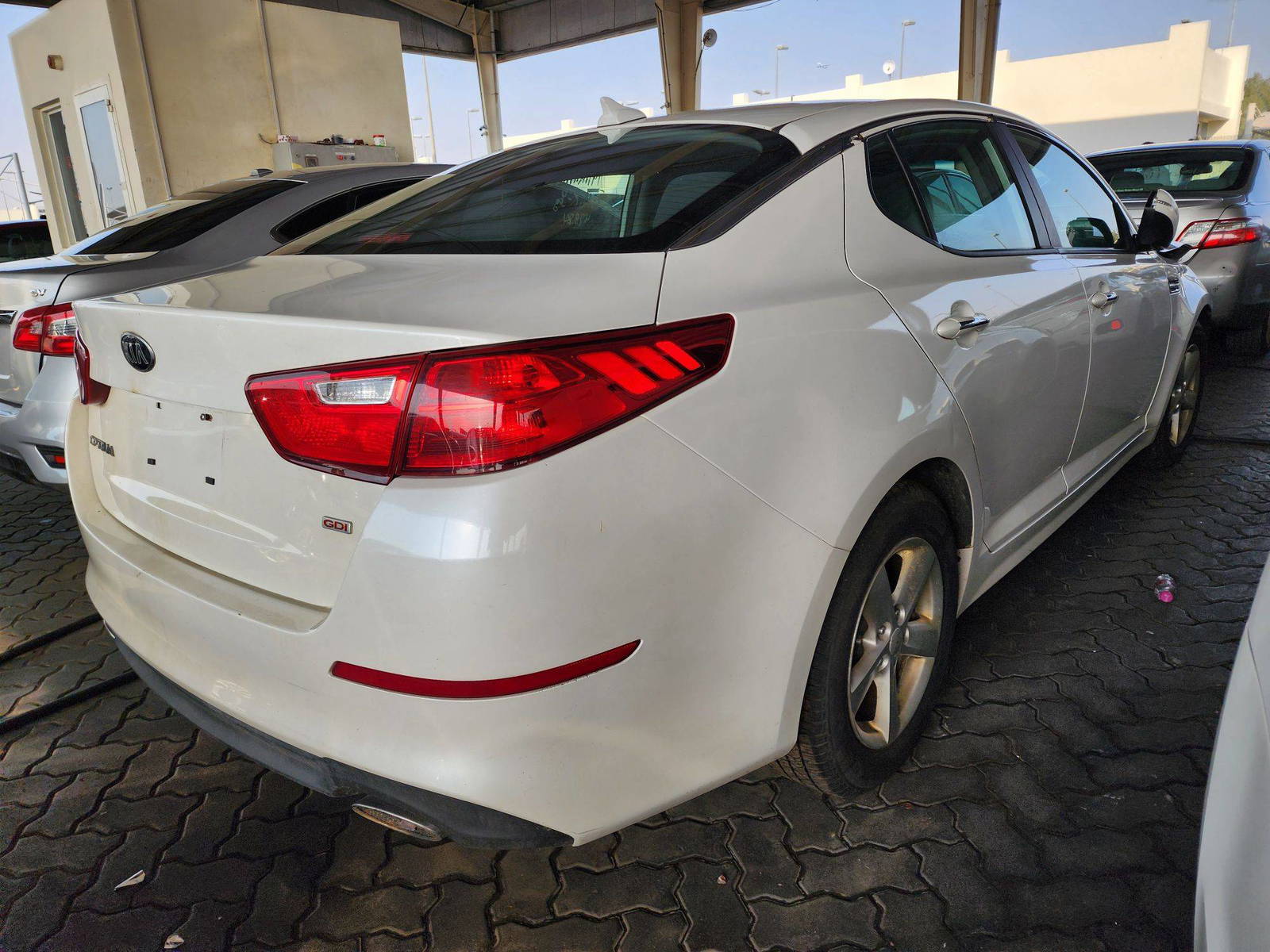 2015 KIA OPTIMA — 159602 Miles — Lot 43157824 — Souq - Marhaba Auctions Used Cars - Image 3