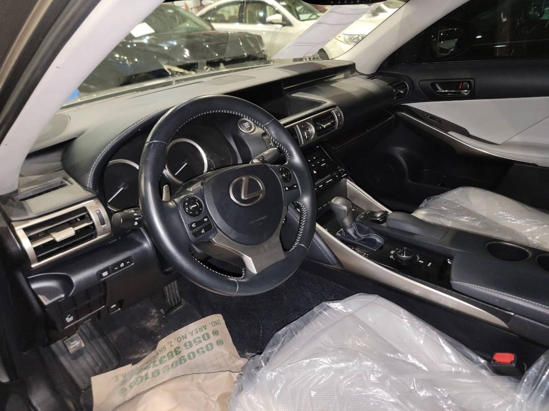 2014 LEXUS IS 250 — 110047 Miles — Lot 5005034 - Marhaba Auctions Used Cars - Image 7
