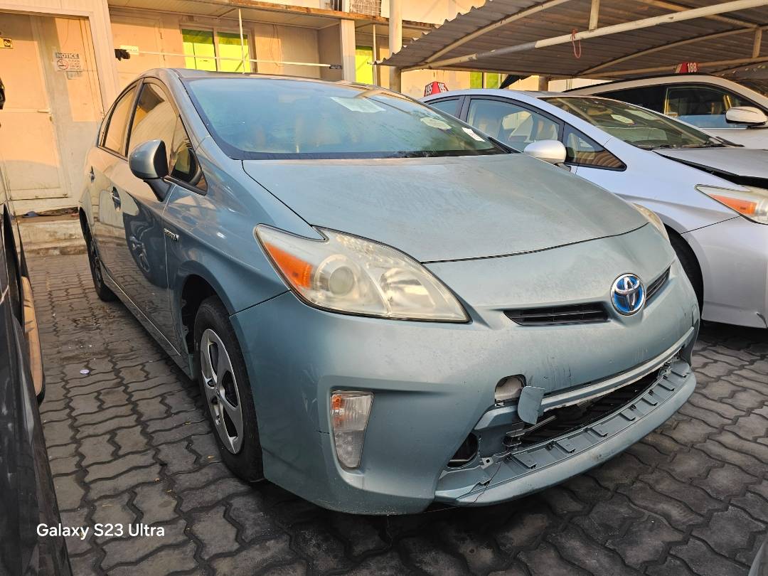 2013 TOYOTA PRIUS — 266174 Miles — Lot 600660 — Main - Marhaba Auctions Used Cars - Image 4