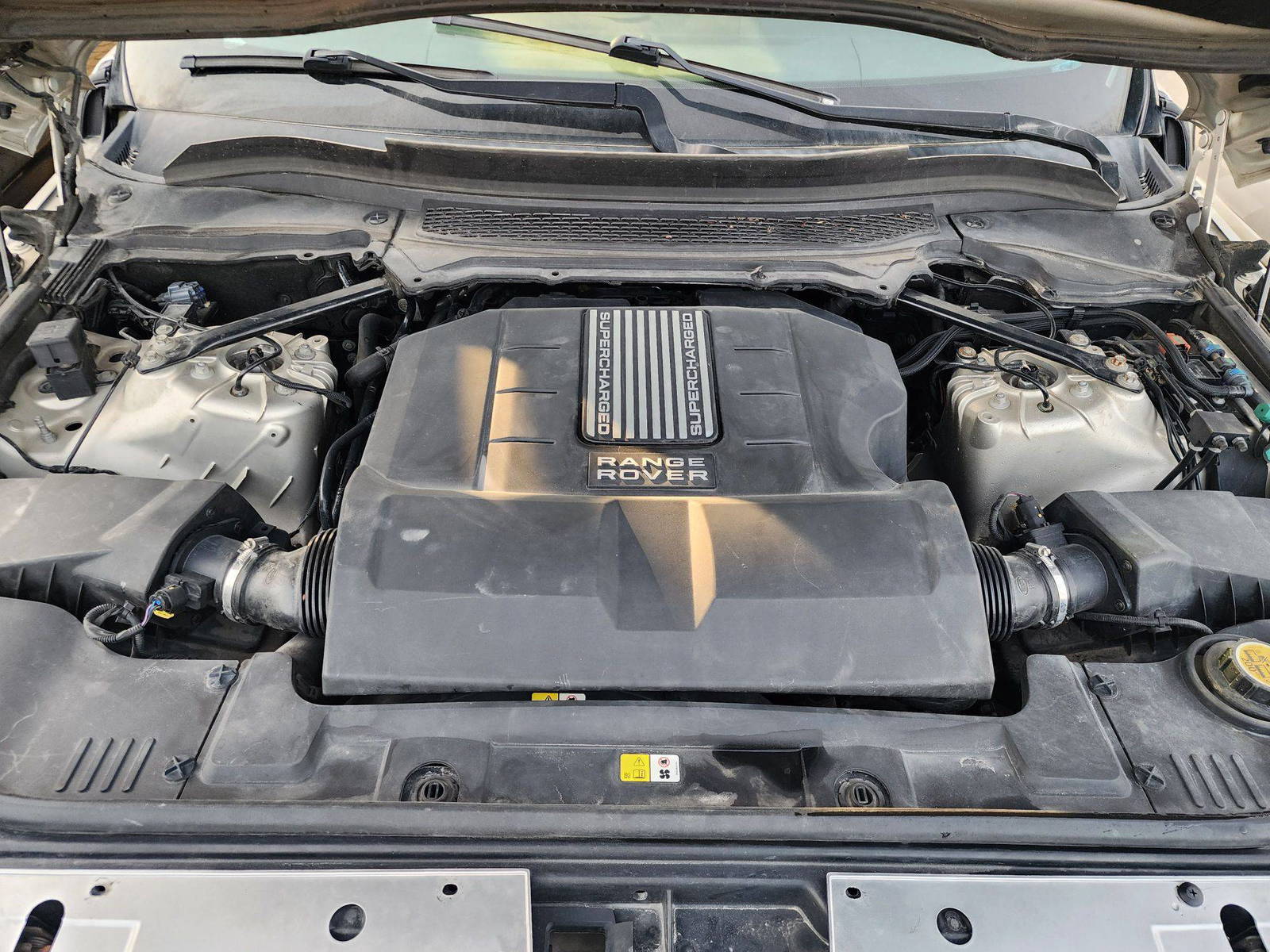 LAND ROVER RANGE ROVER HSE 2014 - Marhaba Auction Used Cars - Image 11