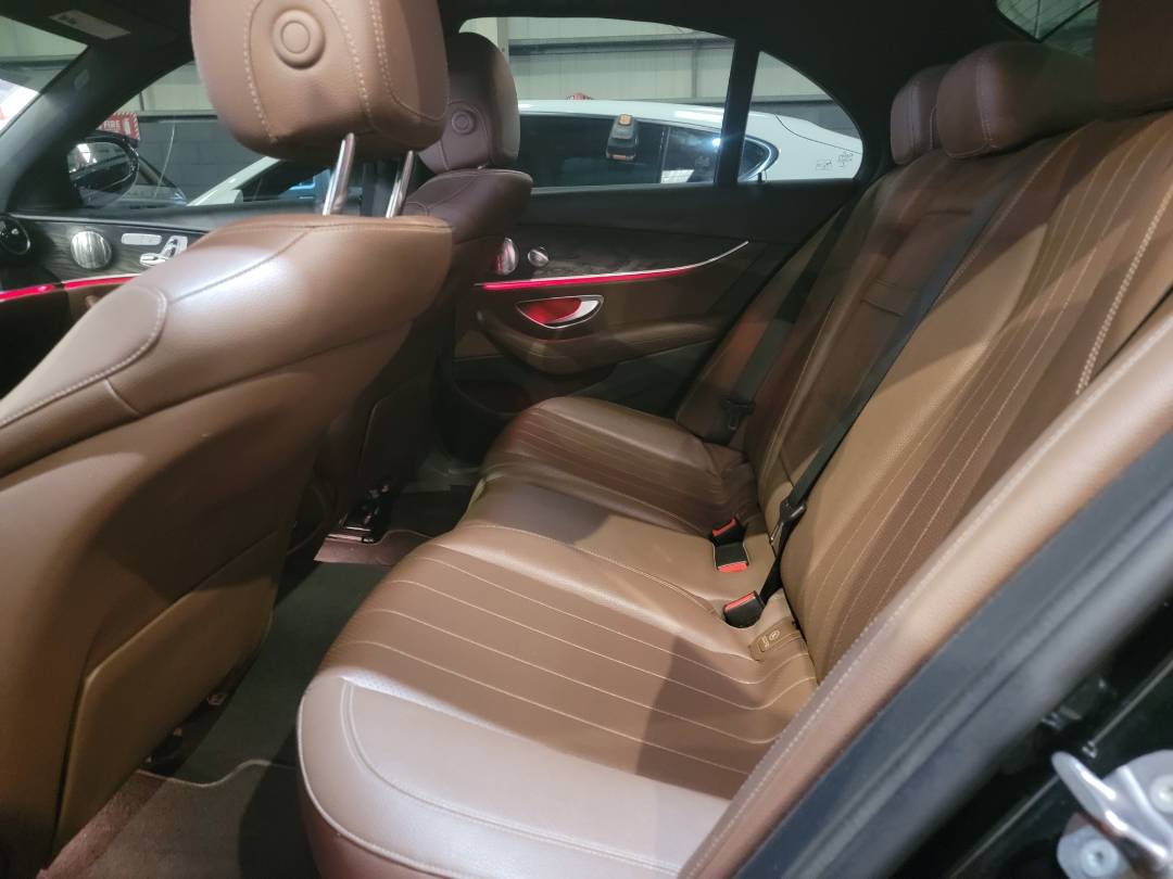 2017 MERCEDES BENZ E-300 — 145128 KM — Lot B9HA060754 — Main - Marhaba Auctions Used Cars - Image 8
