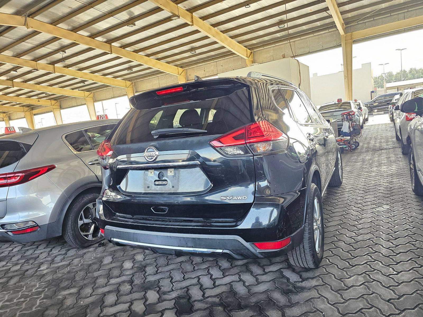 2017 NISSAN ROGUE — 144754 Miles — Lot 42464387 — Souq - Marhaba Auctions Used Cars - Image 3