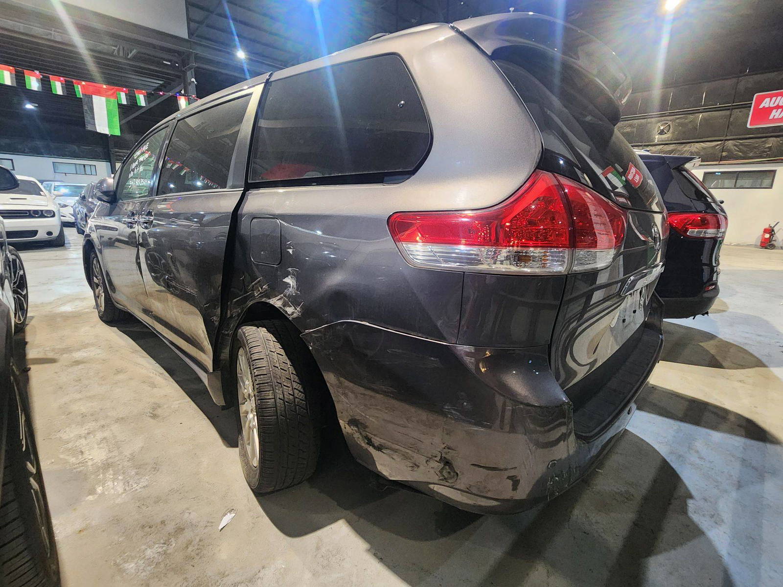 TOYOTA SIENNA 2011 - Marhaba Auction Used Cars - Image 6