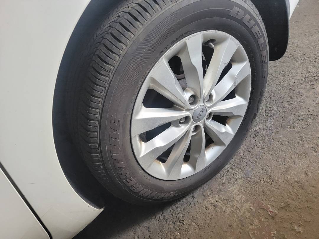 2015 KIA SEDONA — 176125 Miles — Lot 47488975 — Main - Marhaba Auctions Used Cars - Image 7