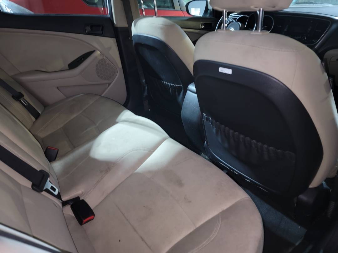 2014 KIA OPTIMA — 177992 Miles — Lot E5520155 - Marhaba Auctions Used Cars - Image 4
