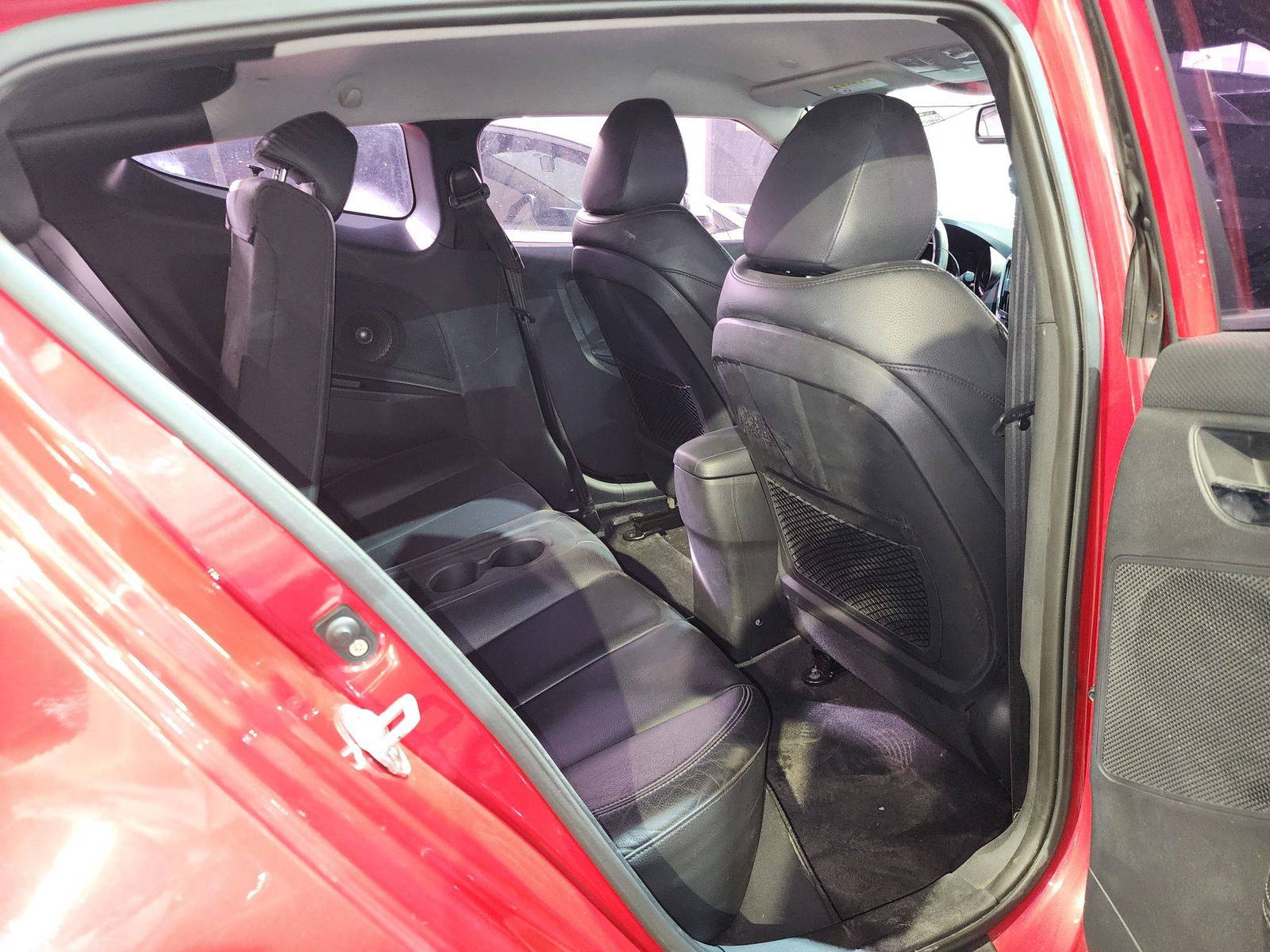 2012 HYUNDAI VELOSTER — 133843 KM — Lot 01277 — Main - Marhaba Auctions Used Cars - Image 7