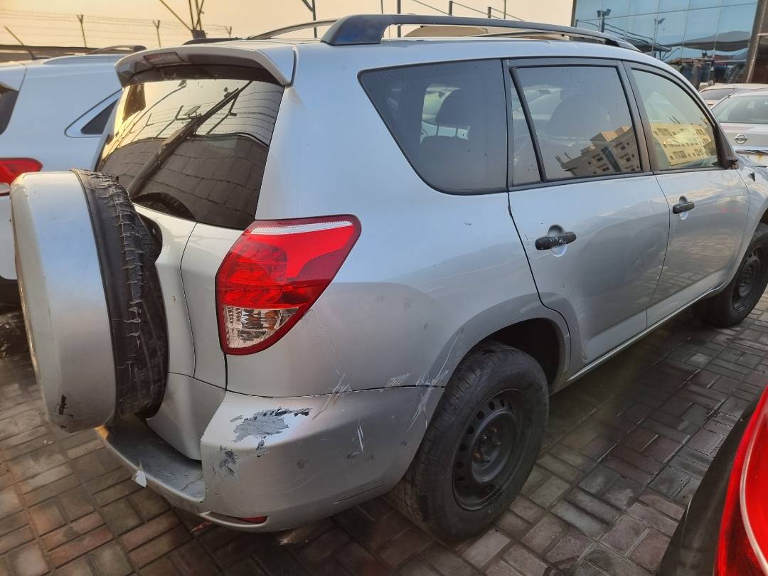 2008 TOYOTA RAV4 — 186034 Miles — Lot 5095201 — Souq - Marhaba Auctions Used Cars - Image 4