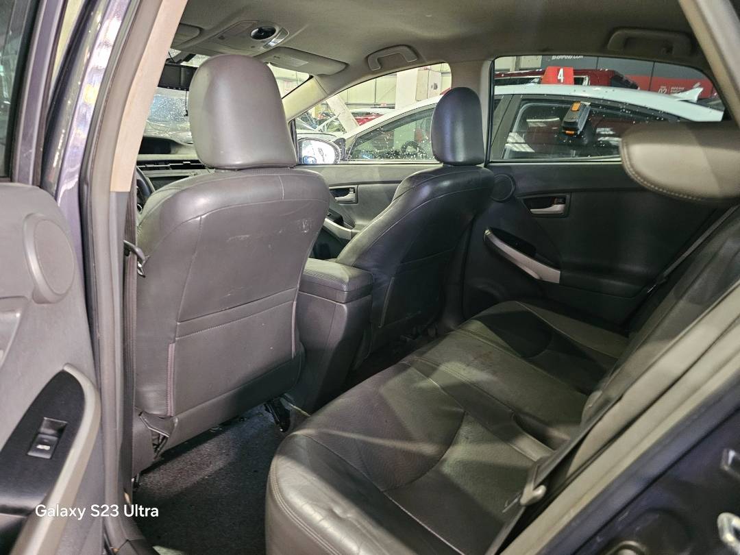 2010 TOYOTA PRIUS — 349639 Miles — Lot 069556 — Souq - Marhaba Auctions Used Cars - Image 7