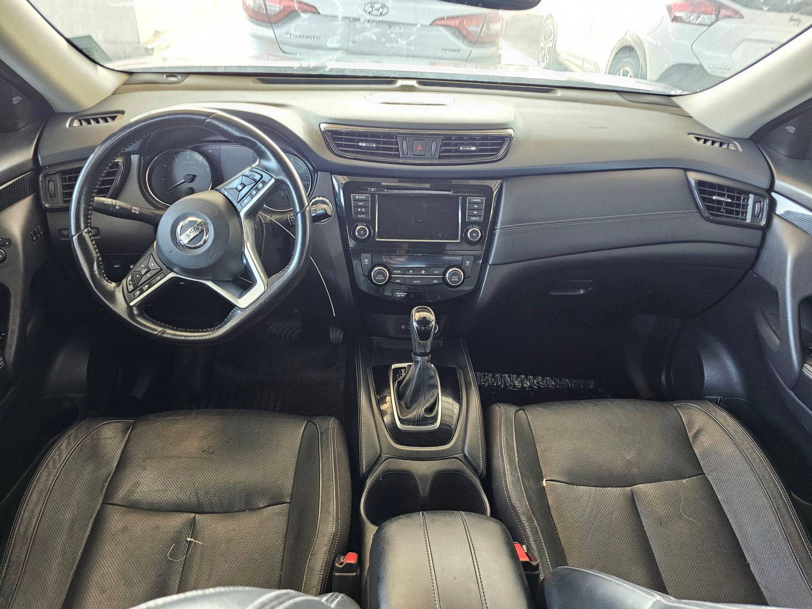 NISSAN ROGUE 2018 - Marhaba Auction Used Cars - Image 6